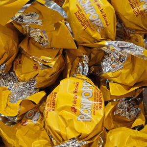 Chocolate Relleno Rompope de la Rosa por kilo