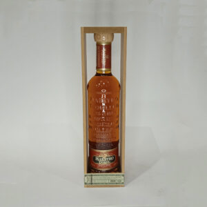 Maestro Dobel Tequila Añejo 750 ml